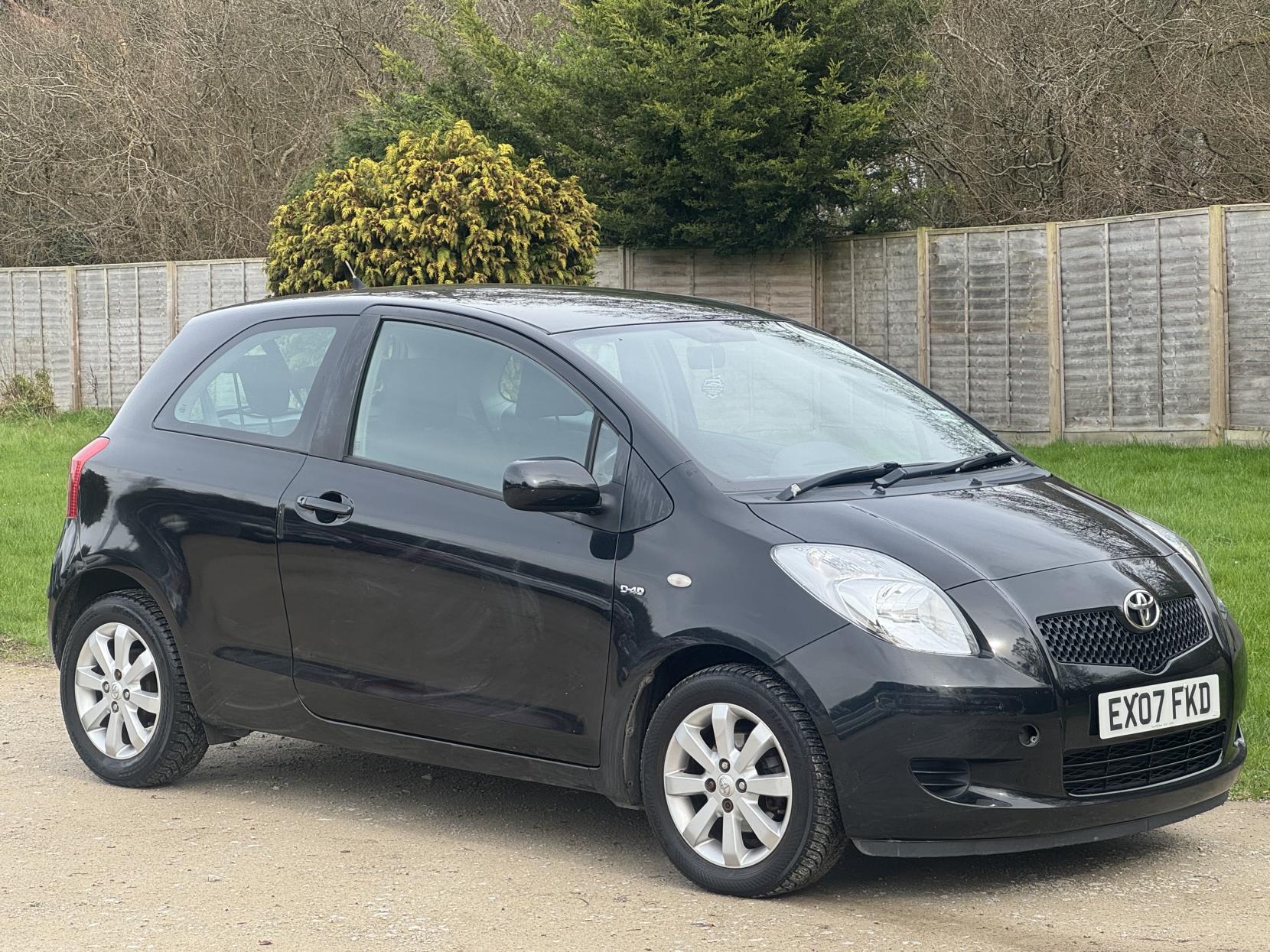 Toyota Yaris 1.4 D-4D Zinc Hatchback 3dr Diesel Manual (119 g/km, 88 bhp)