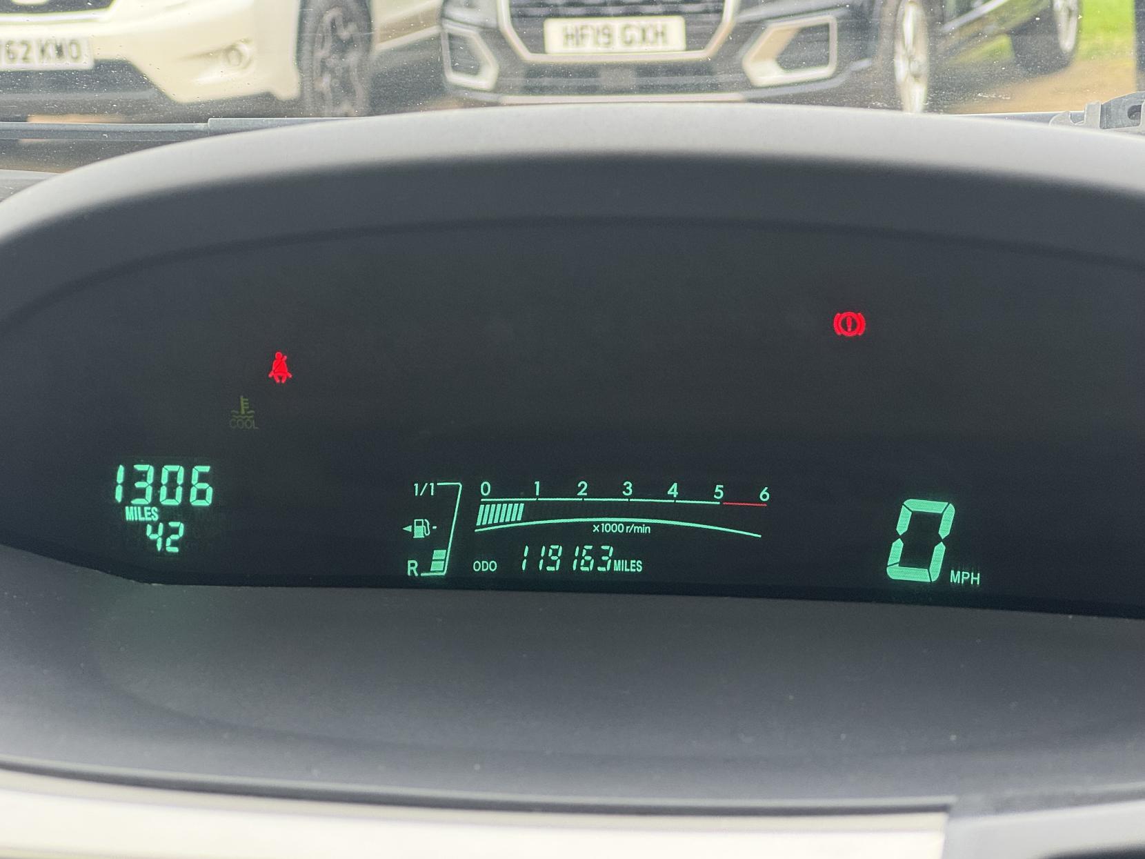 Toyota Yaris 1.4 D-4D Zinc Hatchback 3dr Diesel Manual (119 g/km, 88 bhp)