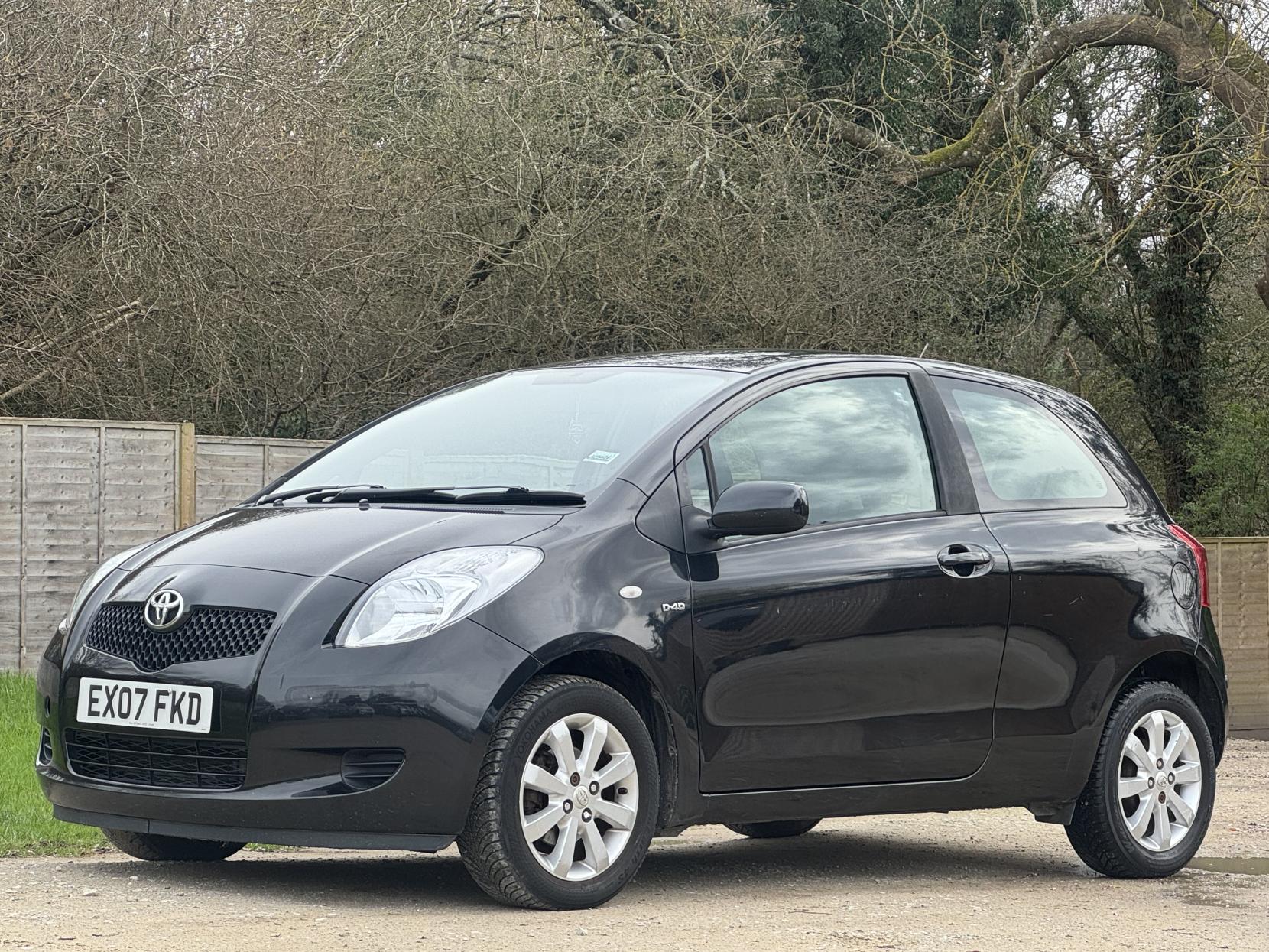 Toyota Yaris 1.4 D-4D Zinc Hatchback 3dr Diesel Manual (119 g/km, 88 bhp)