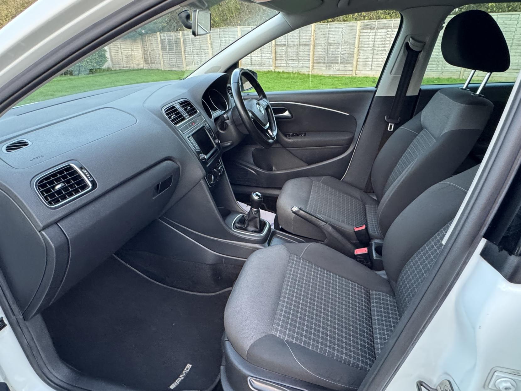 Volkswagen Polo 1.0 BlueMotion Tech Match Hatchback 5dr Petrol Manual Euro 6 (s/s) (60 ps)