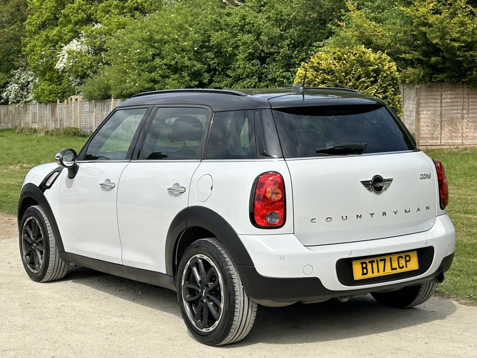 MINI Countryman 1.6 Cooper SUV 5dr Petrol Manual Euro 5 (s/s) (122 ps)