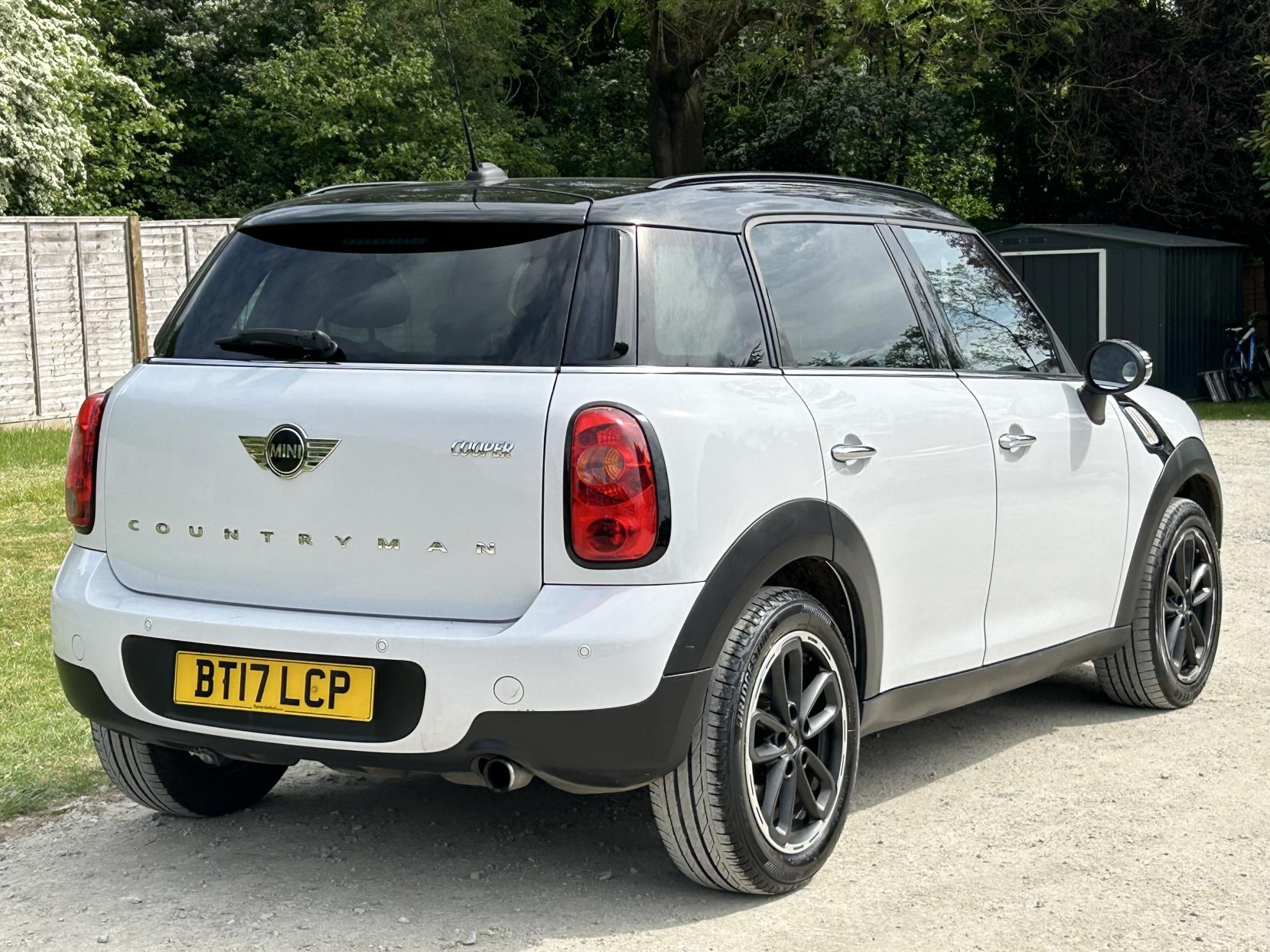 MINI Countryman 1.6 Cooper SUV 5dr Petrol Manual Euro 5 (s/s) (122 ps)