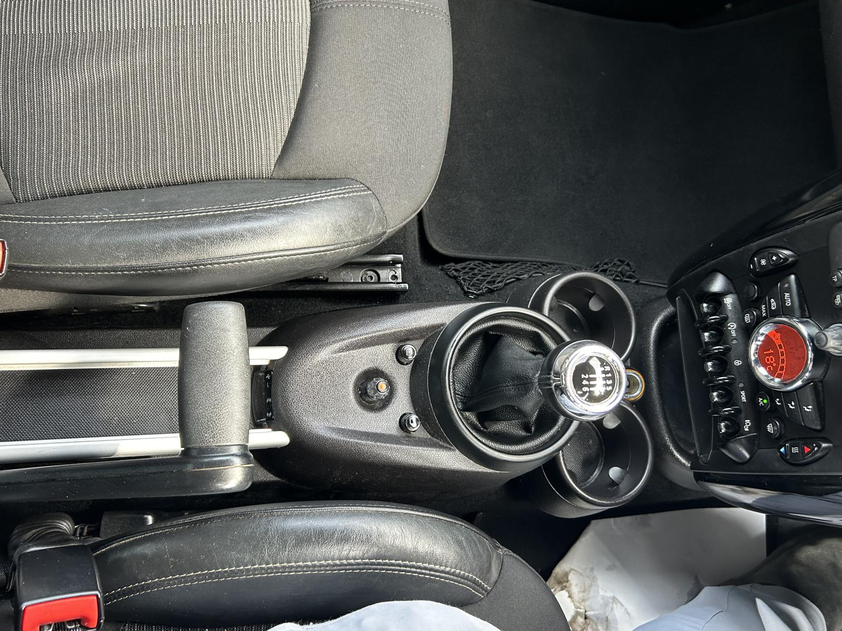 MINI Countryman 1.6 Cooper SUV 5dr Petrol Manual Euro 5 (s/s) (122 ps)