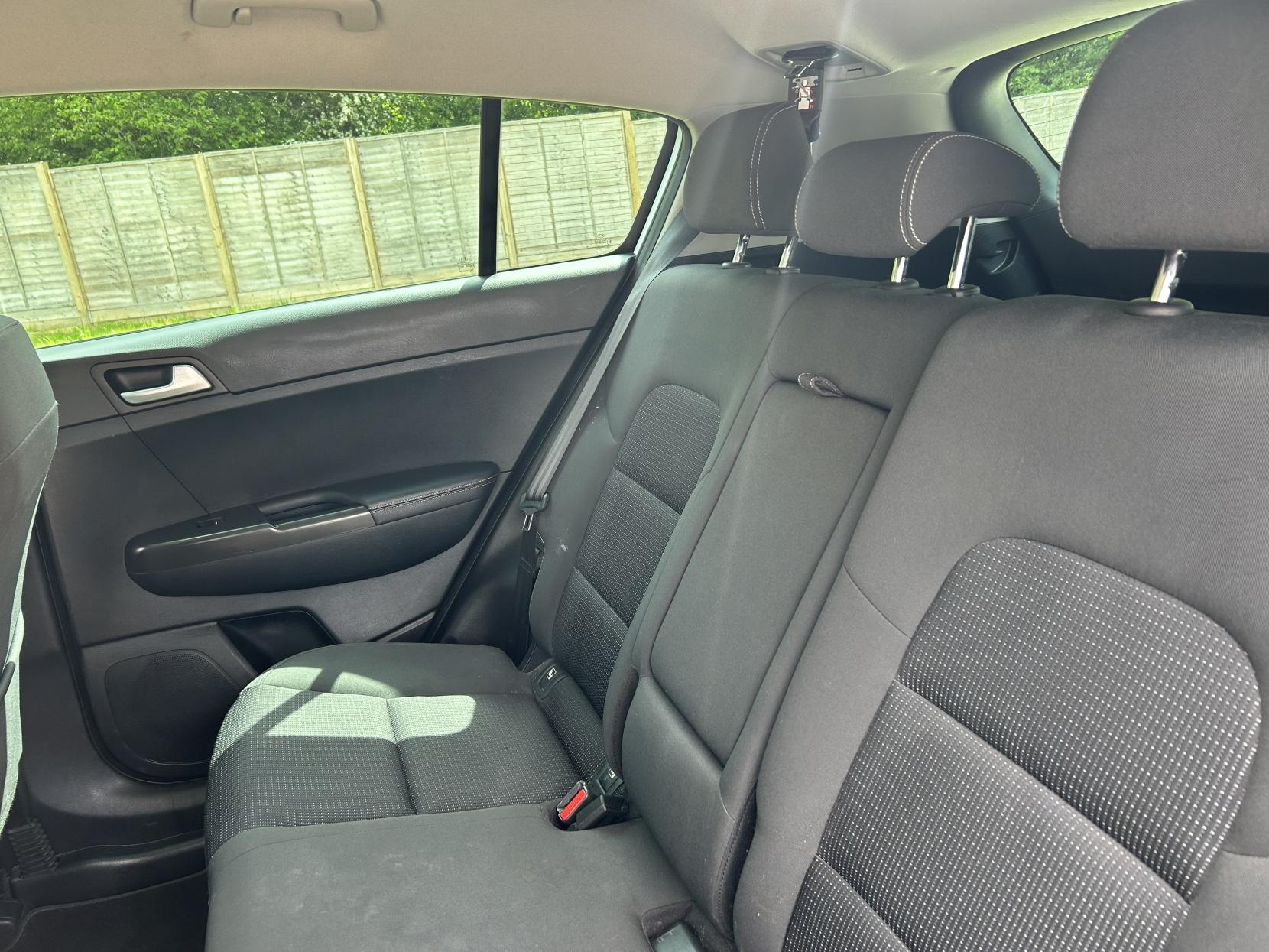 Kia Sportage 1.6 GDi 2 SUV 5dr Petrol Manual Euro 6 (s/s) (130 bhp)