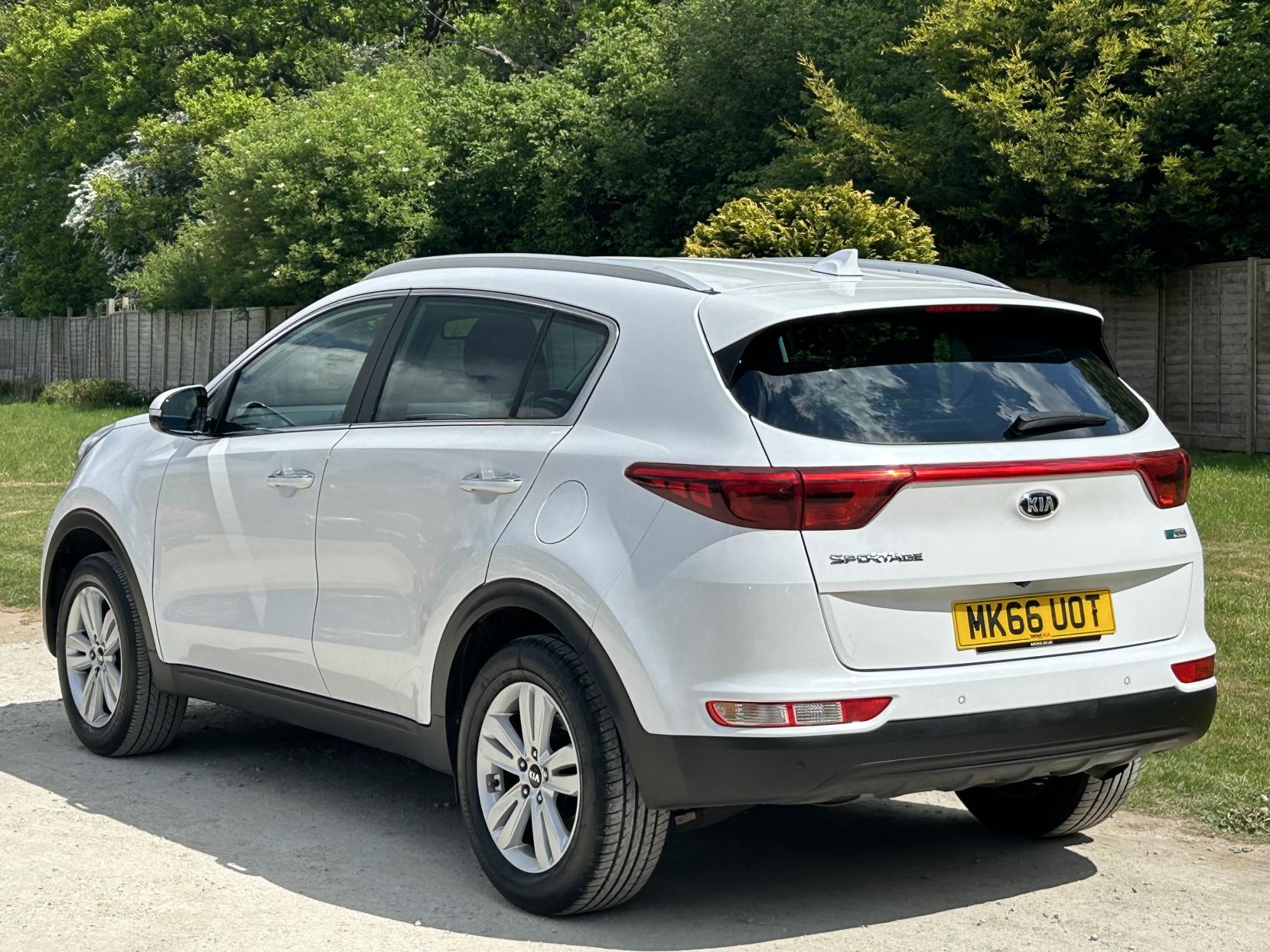 Kia Sportage 1.6 GDi 2 SUV 5dr Petrol Manual Euro 6 (s/s) (130 bhp)