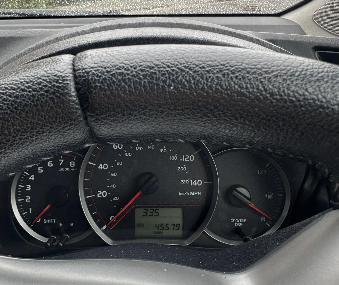 Toyota Yaris 1.33 Dual VVT-i Icon Plus Hatchback 5dr Petrol Manual Euro 5 (99 ps)