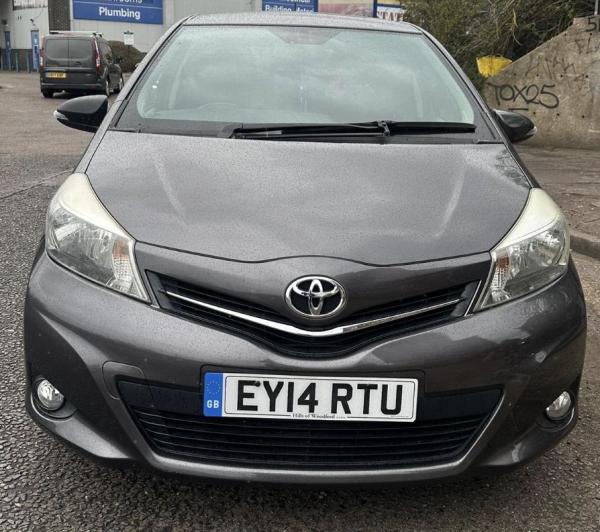 Toyota Yaris 1.33 Dual VVT-i Icon Plus Hatchback 5dr Petrol Manual Euro 5 (99 ps)