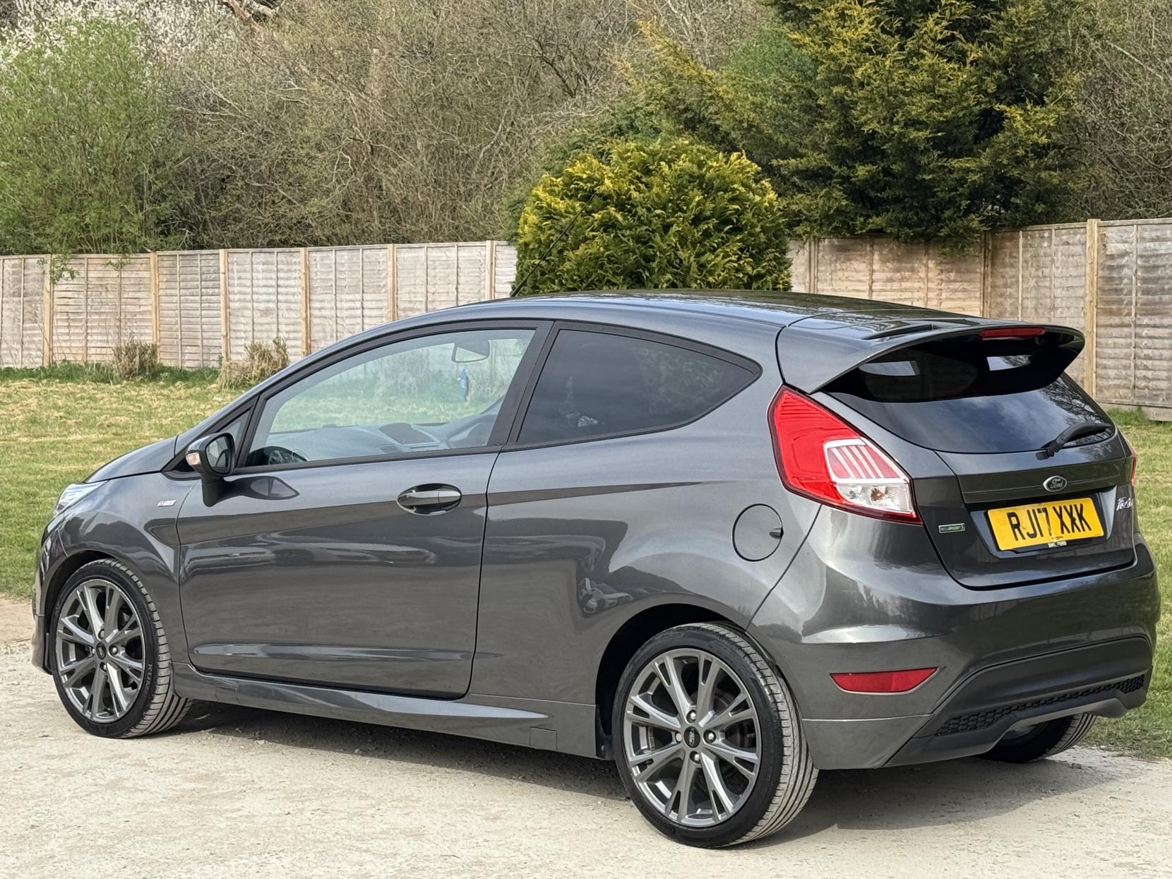 Ford Fiesta 1.0T EcoBoost ST-Line Hatchback 3dr Petrol Manual Euro 6 (s/s) (100 ps)