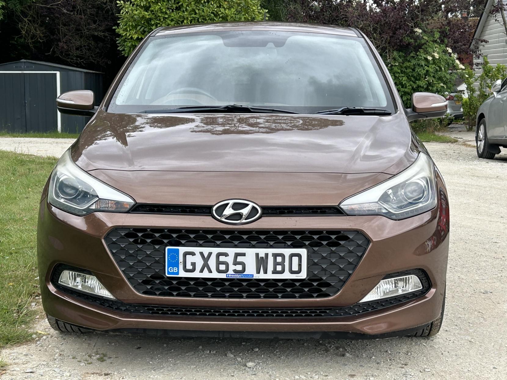Hyundai i20 1.4 Premium Hatchback 5dr Petrol Auto Euro 6 (100 ps)