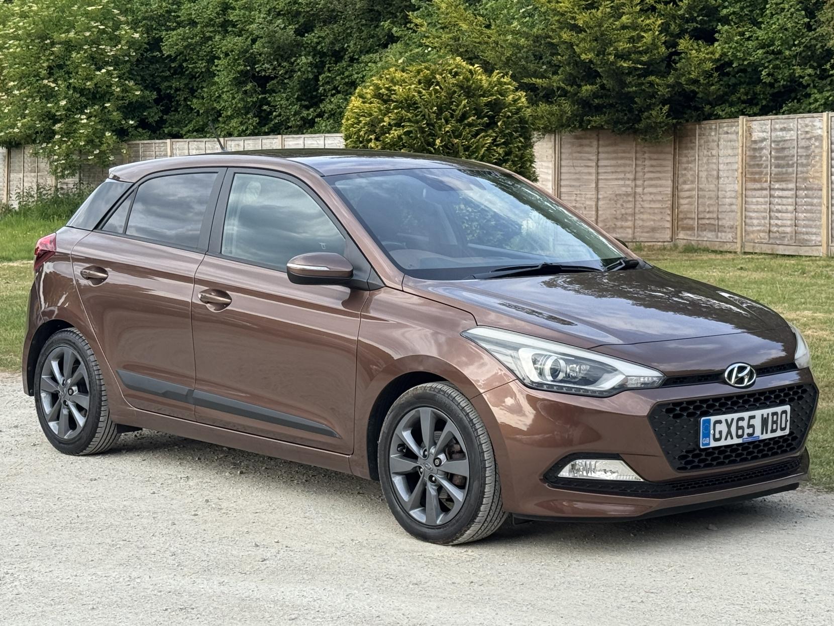 Hyundai i20 1.4 Premium Hatchback 5dr Petrol Auto Euro 6 (100 ps)
