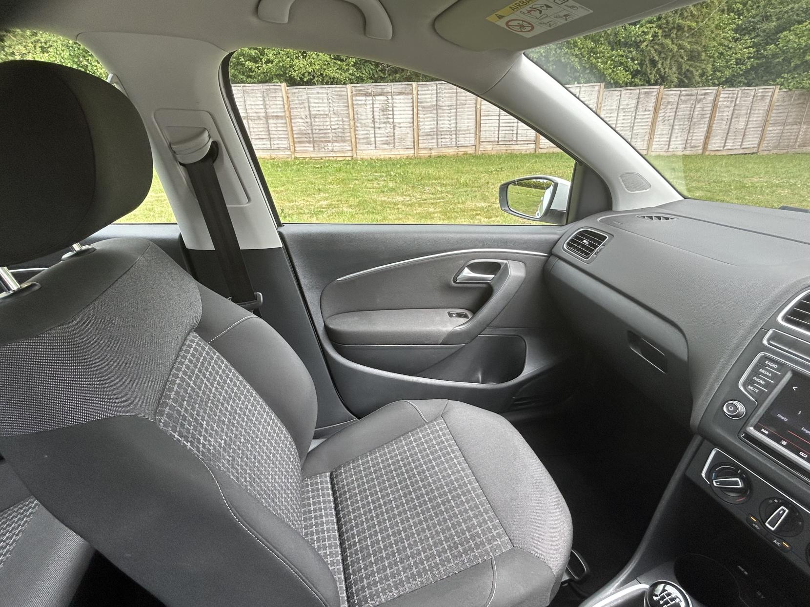 Volkswagen Polo 1.0 BlueMotion Tech SE Hatchback 5dr Petrol Manual Euro 6 (s/s) (75 ps)