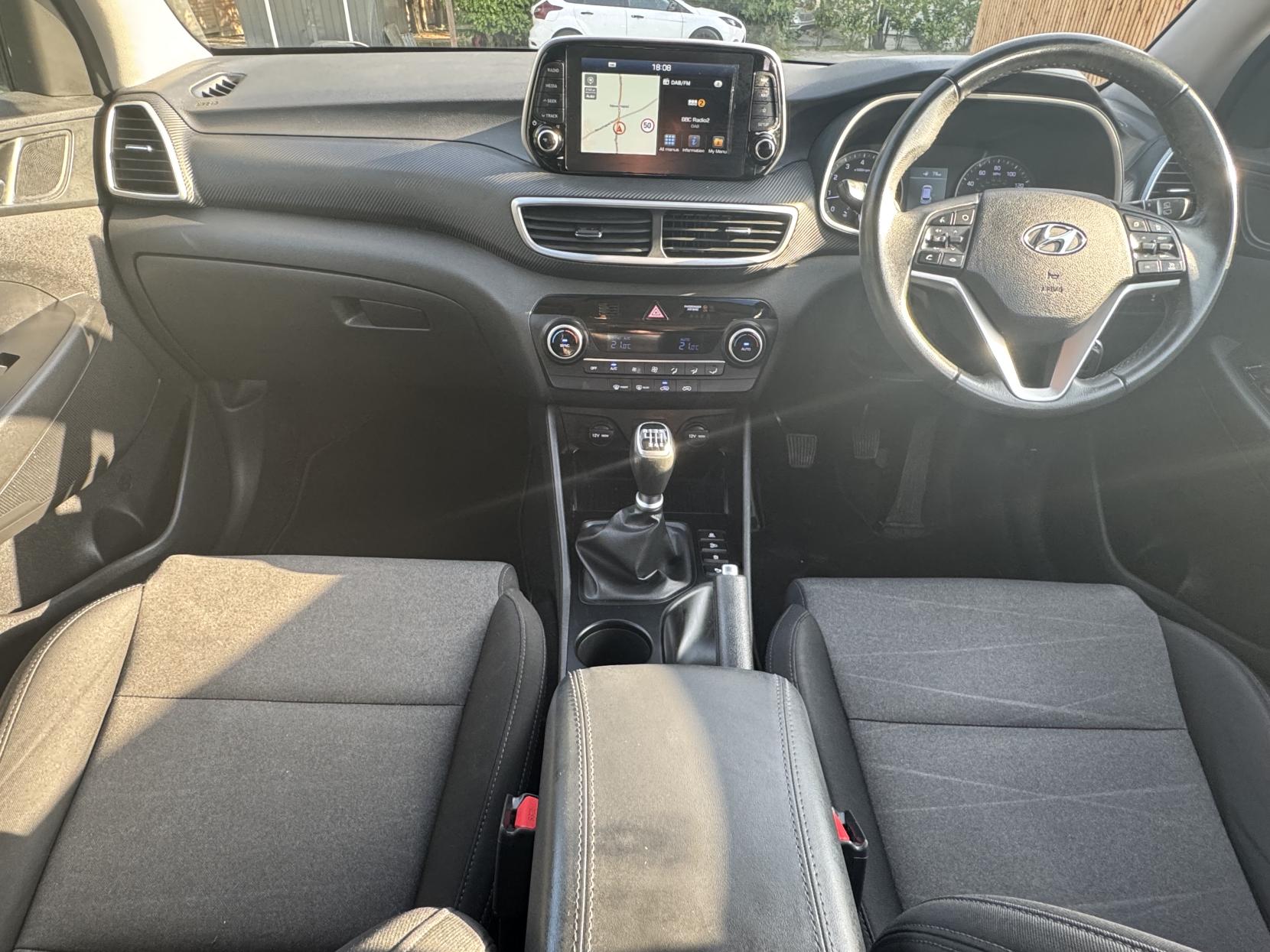 Hyundai TUCSON 1.6 GDi SE Nav SUV 5dr Petrol Manual Euro 6 (s/s) (132 ps)