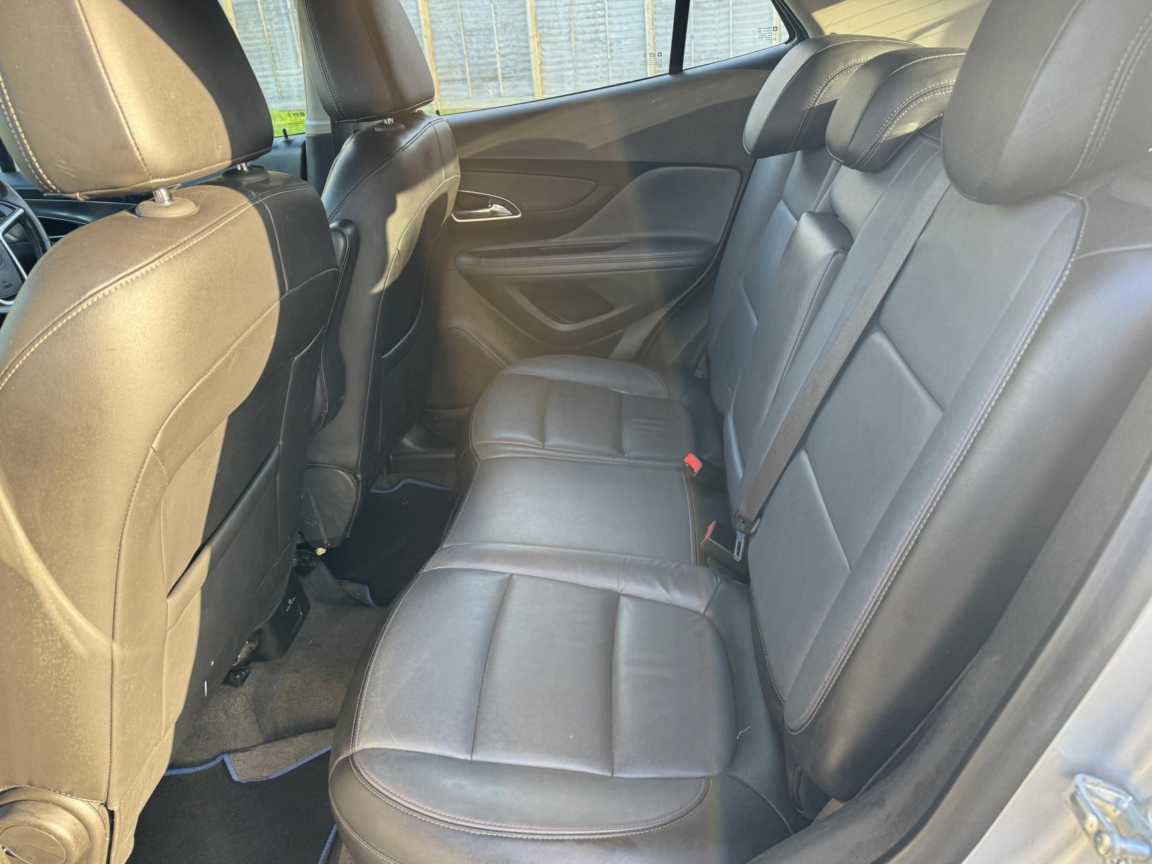 Vauxhall Mokka 1.6 CDTi SE SUV 5dr Diesel Auto 2WD Euro 6 (136 ps)