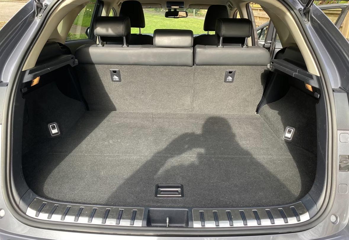 Lexus NX 2.5 300h Luxury SUV 5dr Petrol Hybrid E-CVT 4WD Euro 6 (s/s) (197 ps)