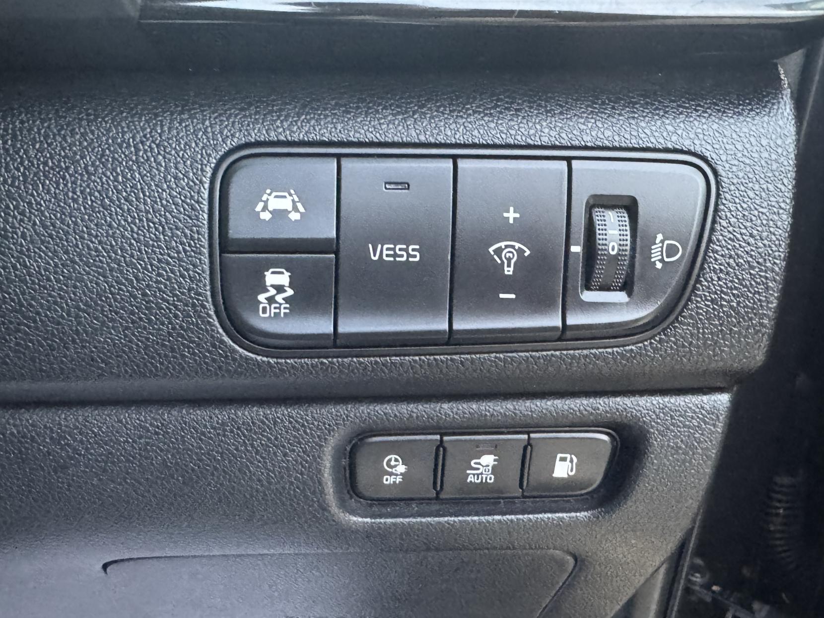 Kia Niro 1.6 GDi 8.9kWh 3 SUV 5dr Petrol Plug-in Hybrid DCT Euro 6 (s/s) (139 bhp)