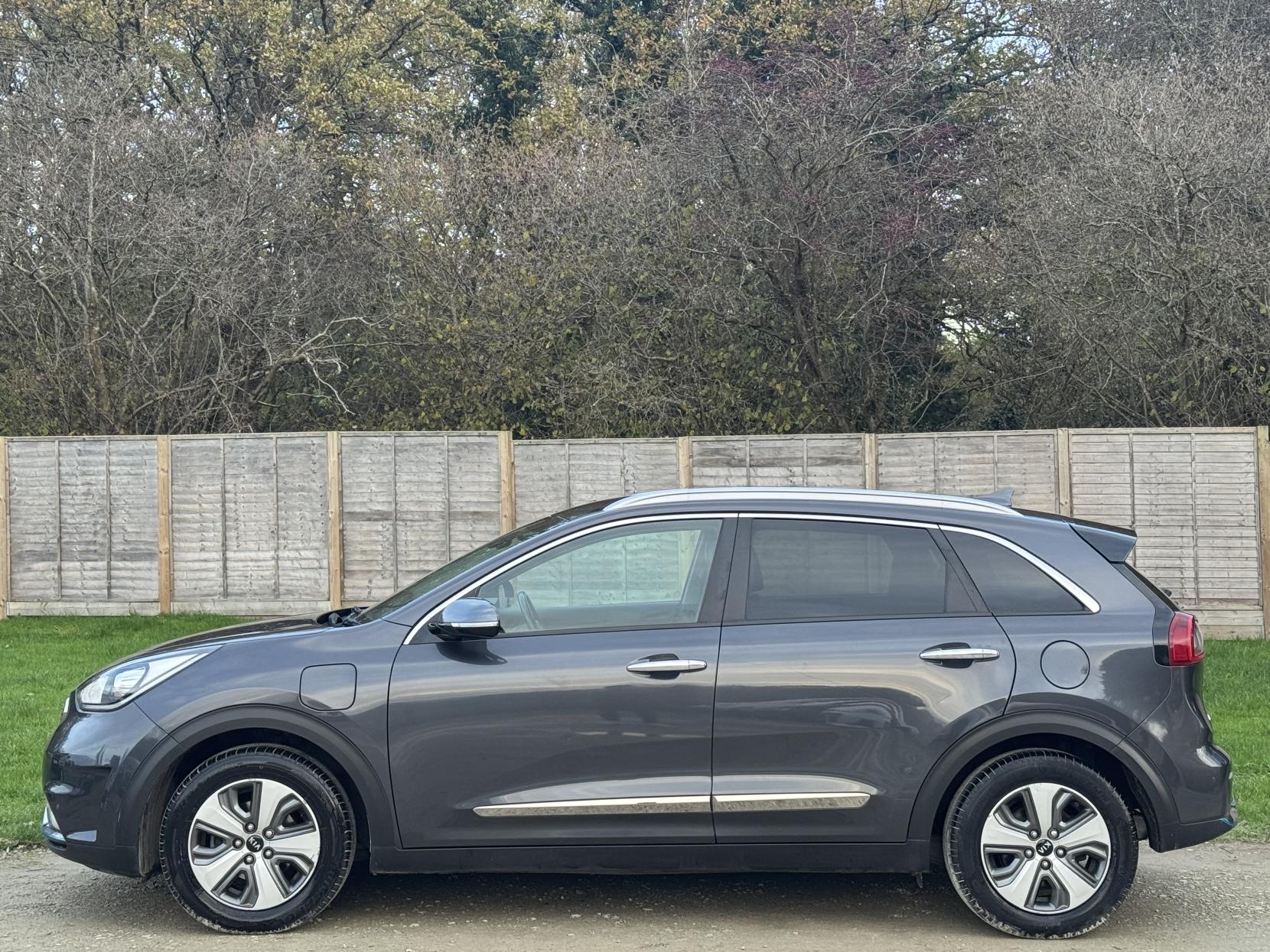 Kia Niro 1.6 GDi 8.9kWh 3 SUV 5dr Petrol Plug-in Hybrid DCT Euro 6 (s/s) (139 bhp)