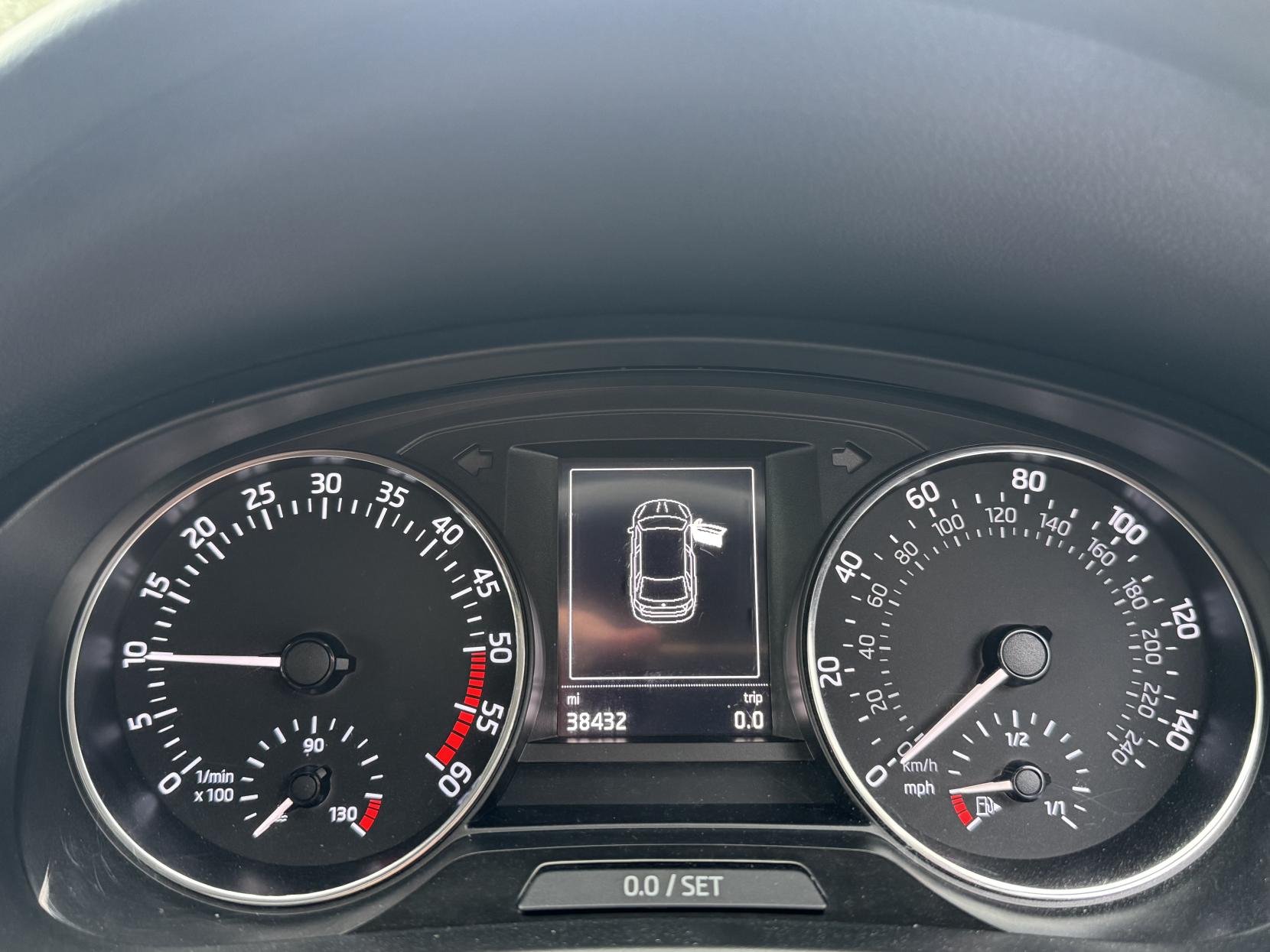 Skoda Rapid Spaceback 1.6 TDI SE Tech Hatchback 5dr Diesel Manual Euro 6 (s/s) (115 ps)