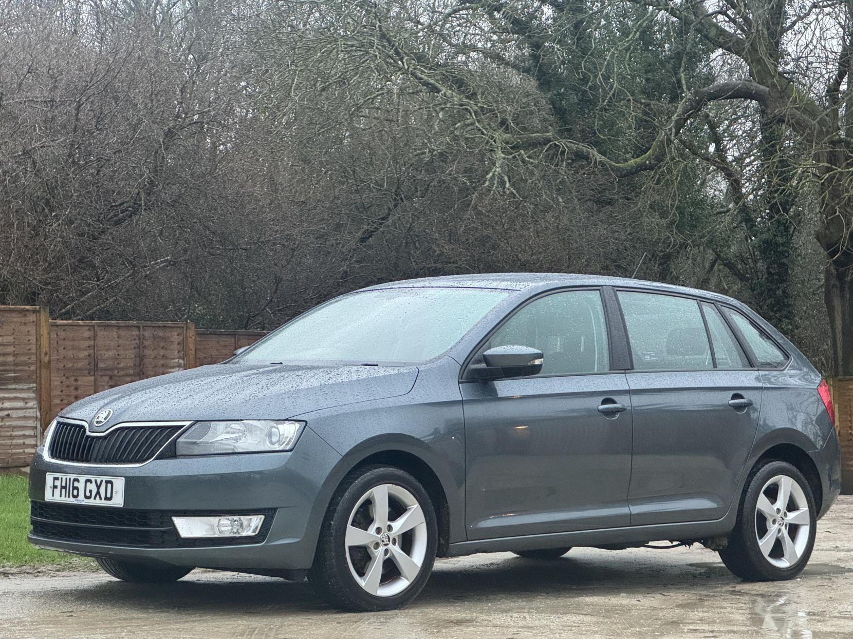 Skoda Rapid Spaceback 1.6 TDI SE Tech Hatchback 5dr Diesel Manual Euro 6 (s/s) (115 ps)