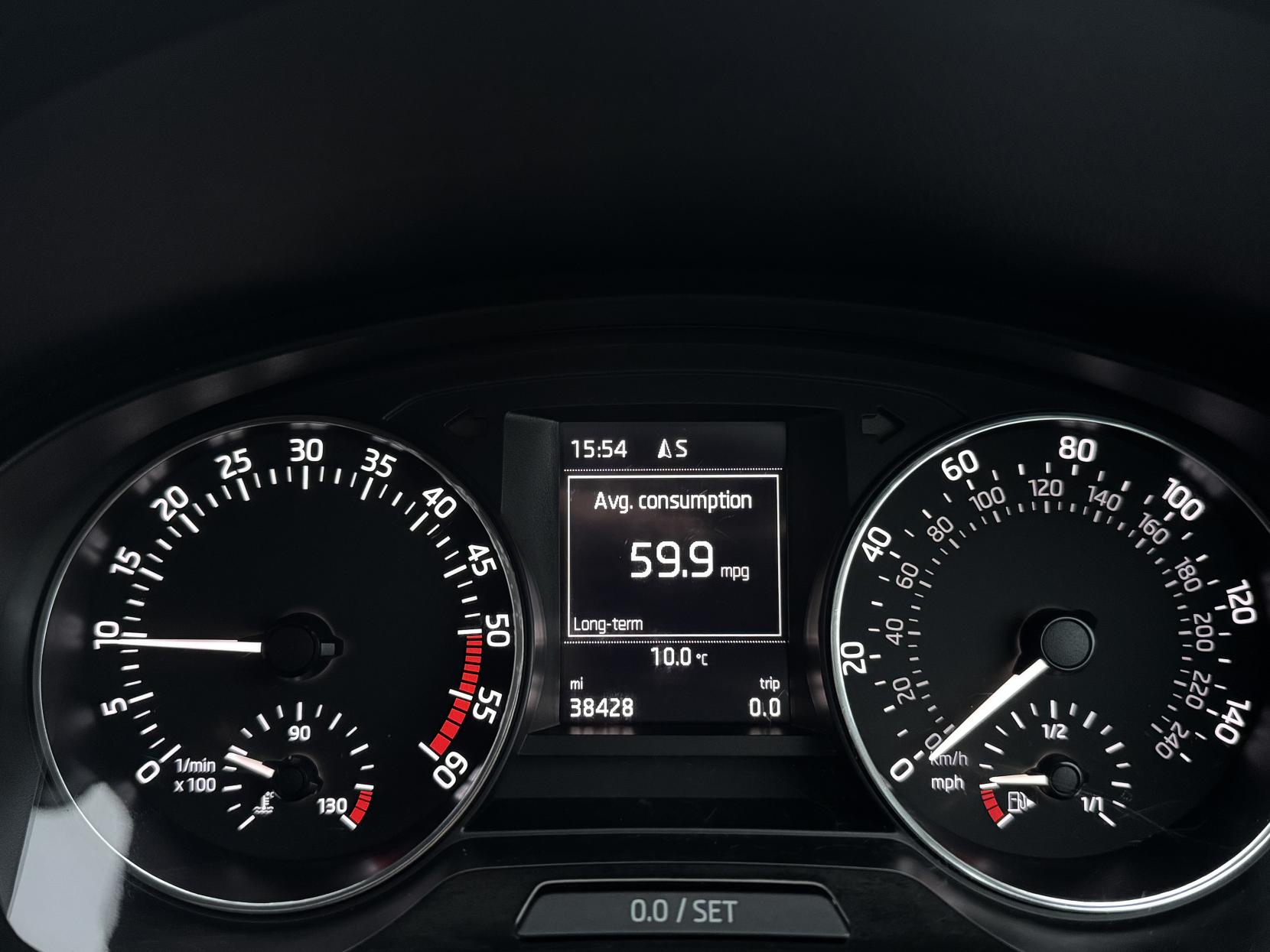 Skoda Rapid Spaceback 1.6 TDI SE Tech Hatchback 5dr Diesel Manual Euro 6 (s/s) (115 ps)