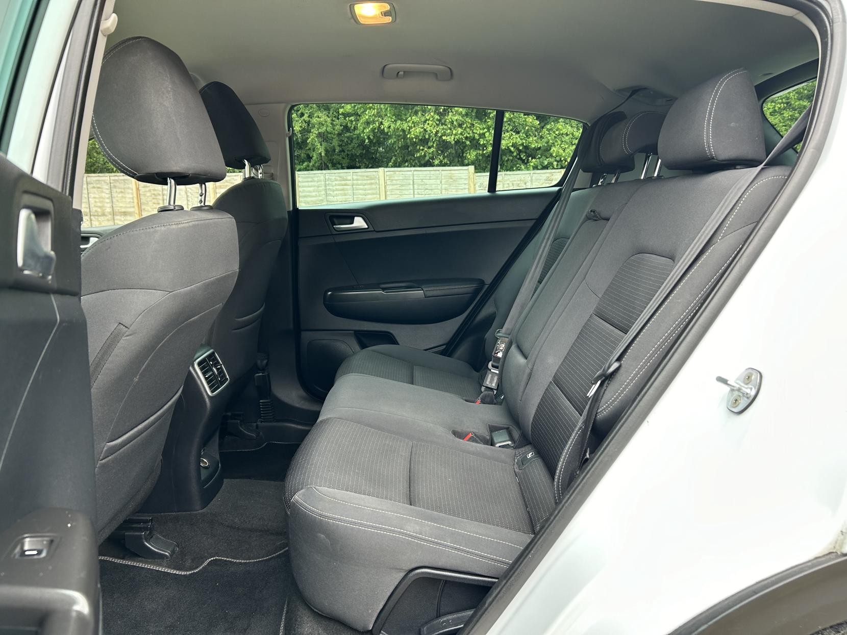 Kia Sportage 1.6 GDi 2 SUV 5dr Petrol Manual Euro 6 (s/s) (130 bhp)
