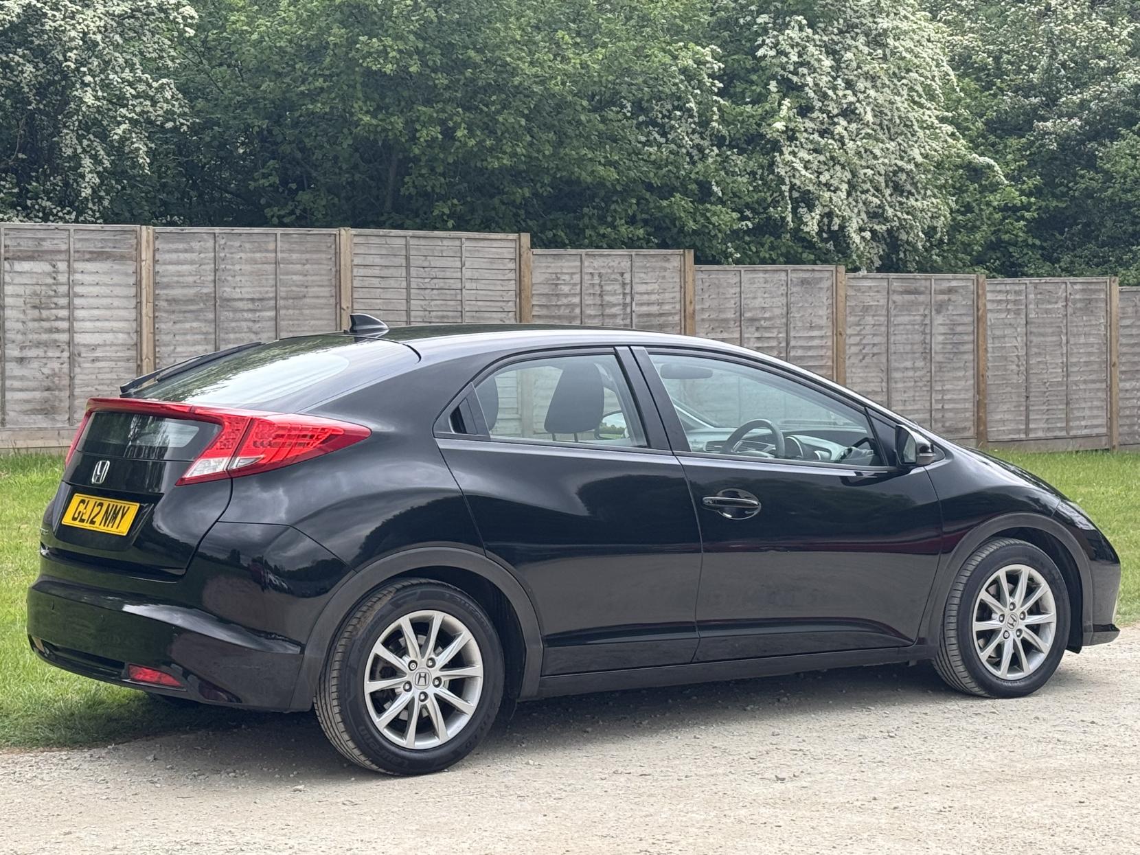 Honda Civic 1.8 i-VTEC SE Hatchback 5dr Petrol Auto Euro 5 (142 ps)