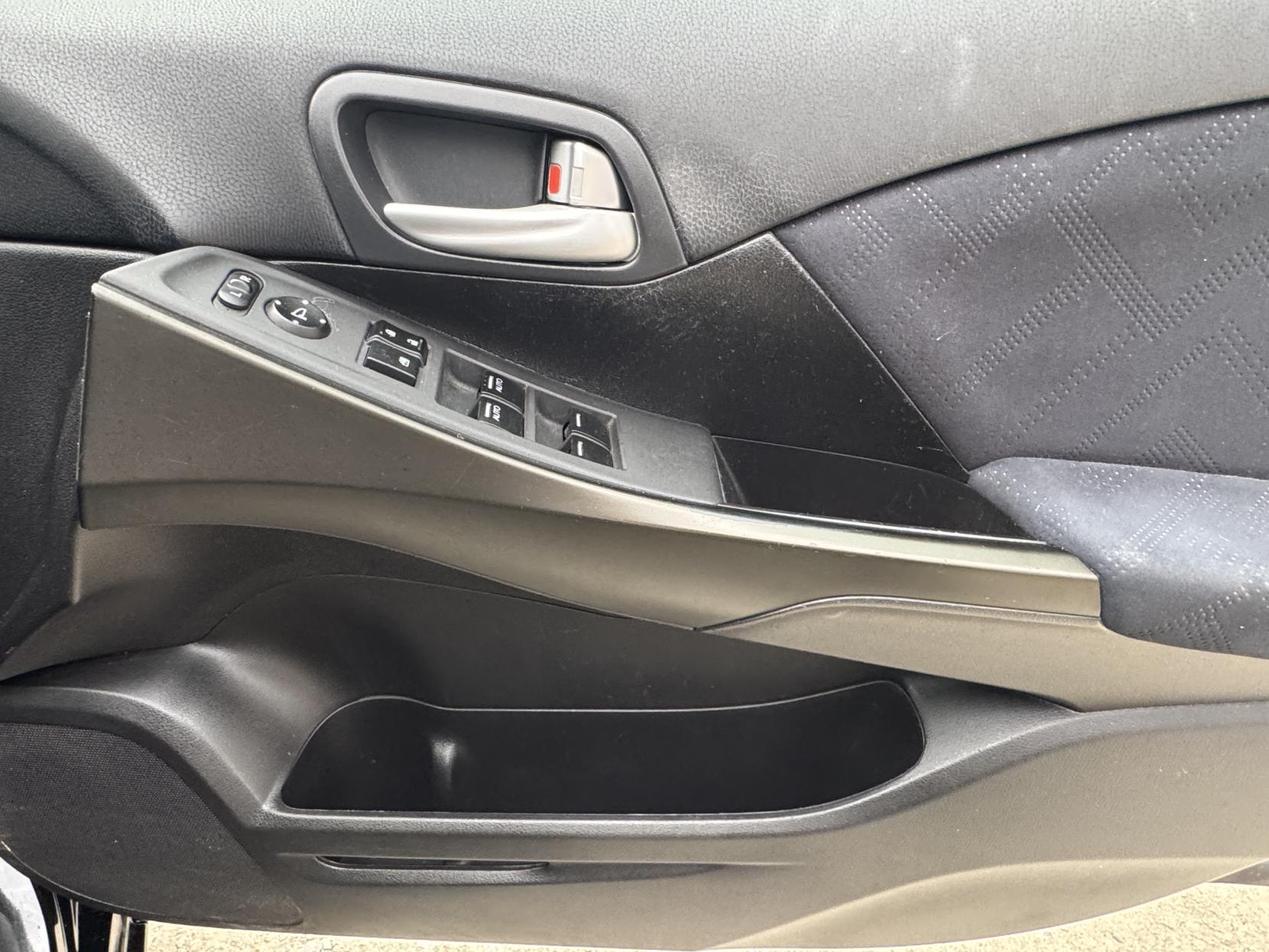 Honda Civic 1.8 i-VTEC SE Hatchback 5dr Petrol Auto Euro 5 (142 ps)