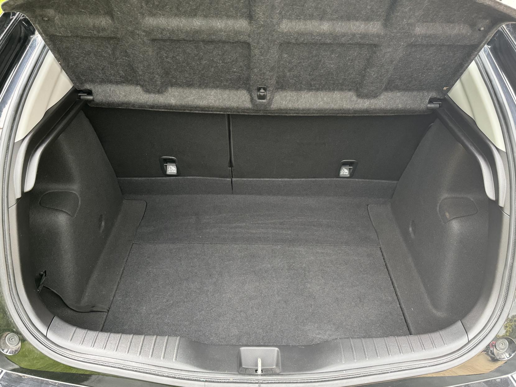Honda Civic 1.8 i-VTEC SE Hatchback 5dr Petrol Auto Euro 5 (142 ps)
