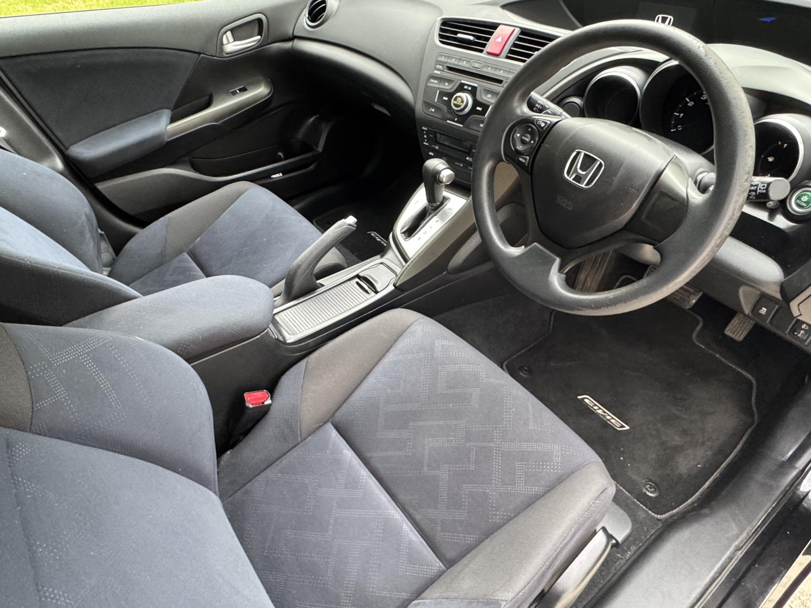 Honda Civic 1.8 i-VTEC SE Hatchback 5dr Petrol Auto Euro 5 (142 ps)