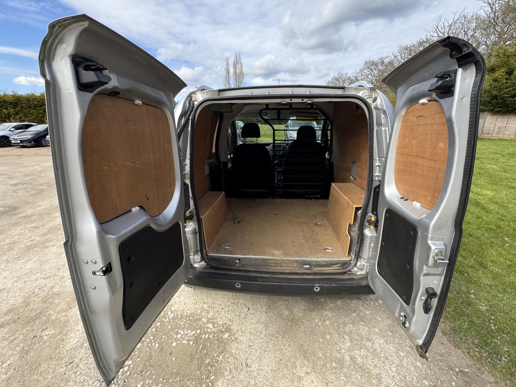 Fiat Fiorino 1.3 MultiJetII SX Car Derived Van 5dr Diesel Manual Euro 6 (s/s) (SLD) (80 bhp)