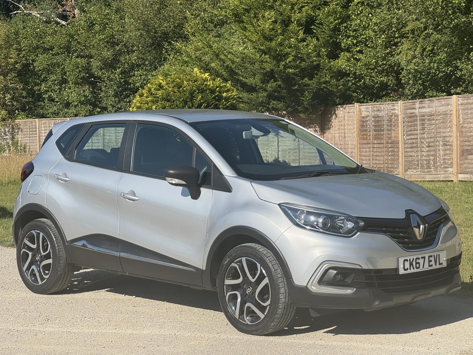 Renault Captur 0.9 TCe ENERGY Dynamique Nav SUV 5dr Petrol Manual Euro 6 (s/s) (90 ps)