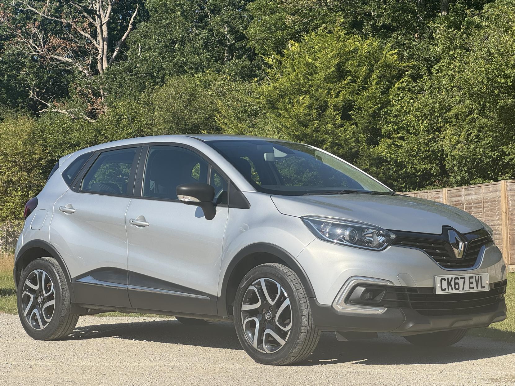 Renault Captur 0.9 TCe ENERGY Dynamique Nav SUV 5dr Petrol Manual Euro 6 (s/s) (90 ps)