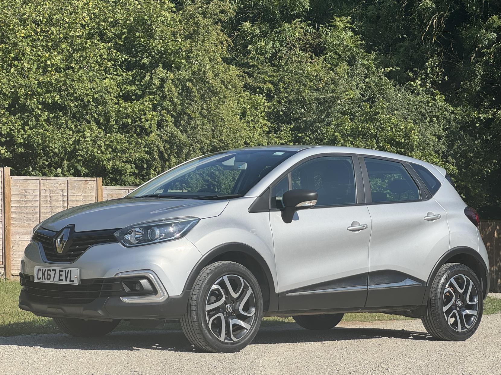 Renault Captur 0.9 TCe ENERGY Dynamique Nav SUV 5dr Petrol Manual Euro 6 (s/s) (90 ps)