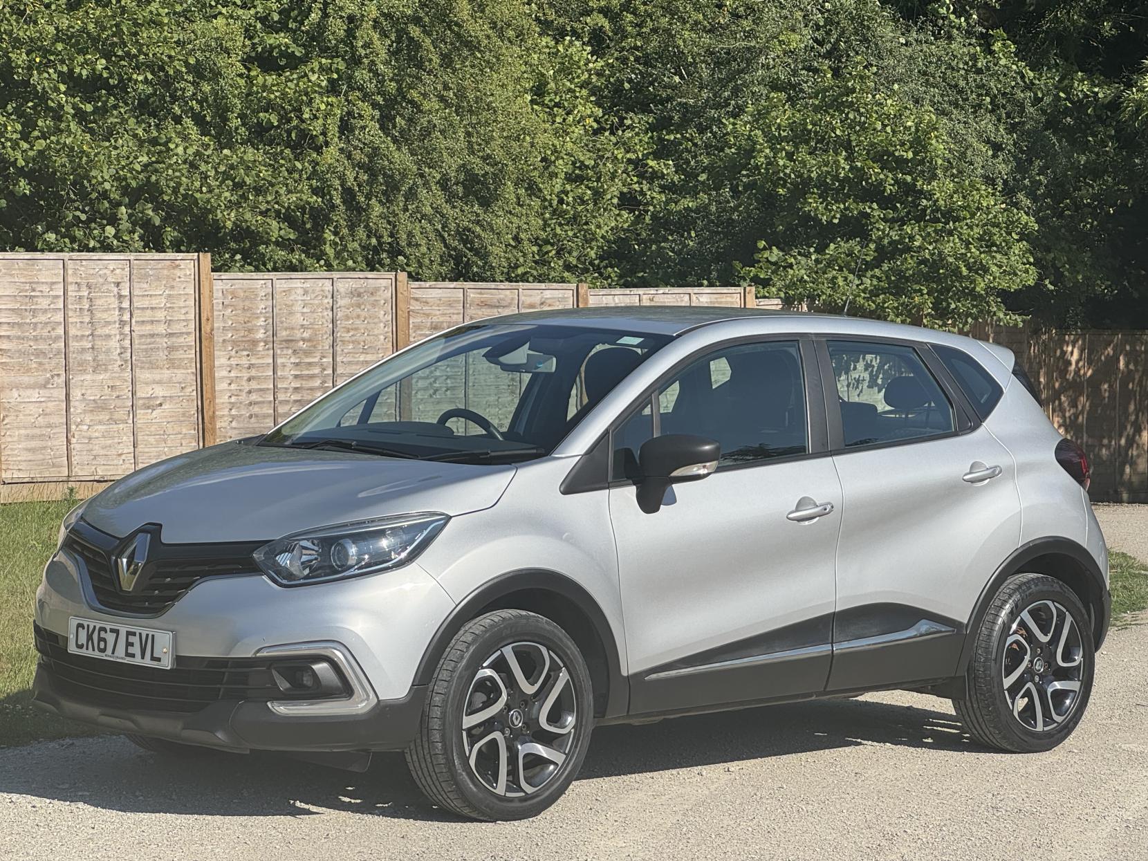Renault Captur 0.9 TCe ENERGY Dynamique Nav SUV 5dr Petrol Manual Euro 6 (s/s) (90 ps)
