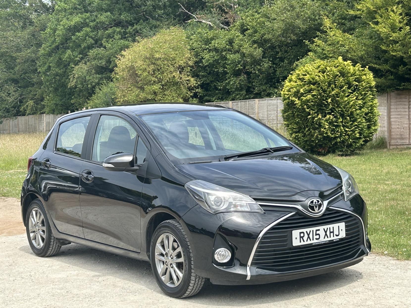 Toyota Yaris 1.33 Dual VVT-i Icon Hatchback 5dr Petrol Manual Euro 5 Euro 5 (99 ps)