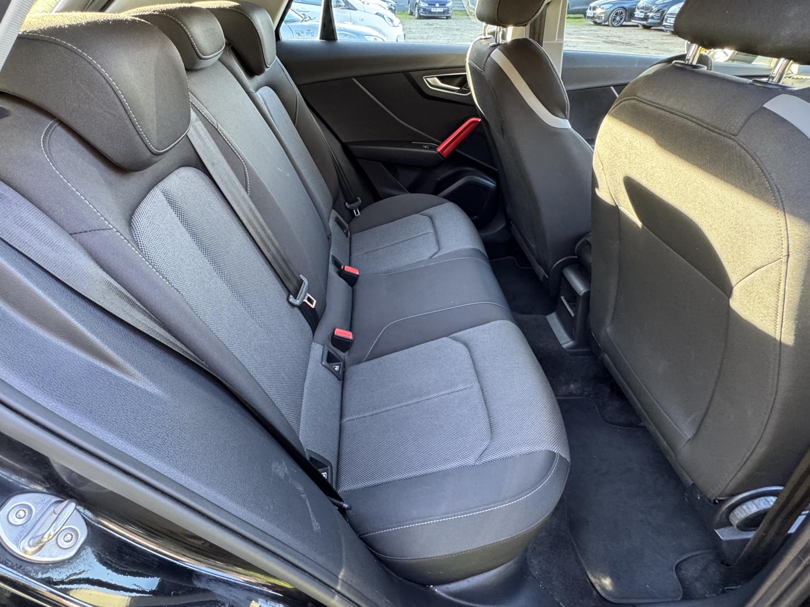 Audi Q2 1.6 TDI 30 Sport SUV 5dr Diesel Manual Euro 6 (s/s) (116 ps)