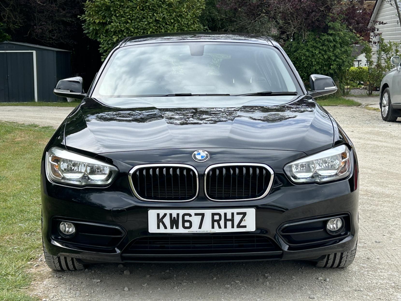 BMW 1 Series 1.5 118i Sport Hatchback 5dr Petrol Manual Euro 6 (s/s) (136 ps)