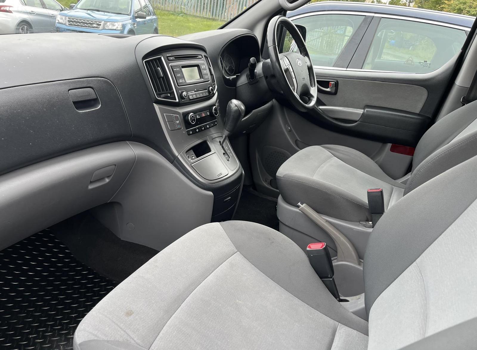 Hyundai i800 2.5 CRDi SE MPV 5dr Diesel Auto Euro 6 (170 ps)