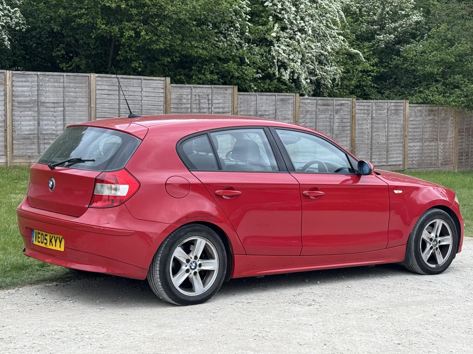 BMW 1 Series 2.0 120d Sport Hatchback 5dr Diesel Steptronic Euro 4 (163 ps)