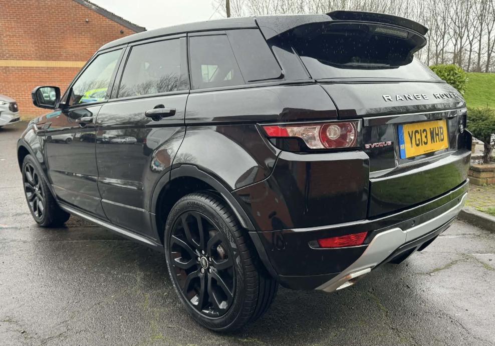 Land Rover Range Rover Evoque 2.2 SD4 Dynamic SUV 5dr Diesel Auto 4WD Euro 5 (190 ps)