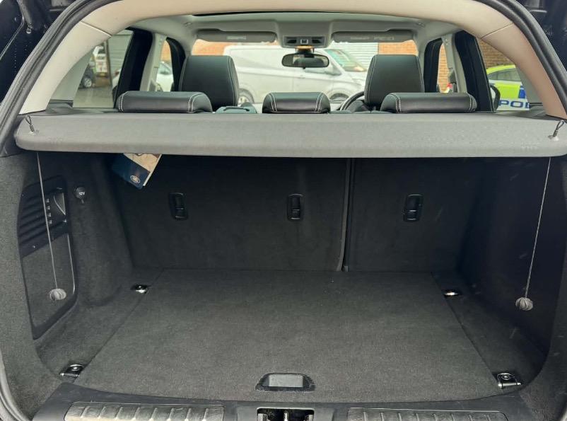 Land Rover Range Rover Evoque 2.2 SD4 Dynamic SUV 5dr Diesel Auto 4WD Euro 5 (190 ps)