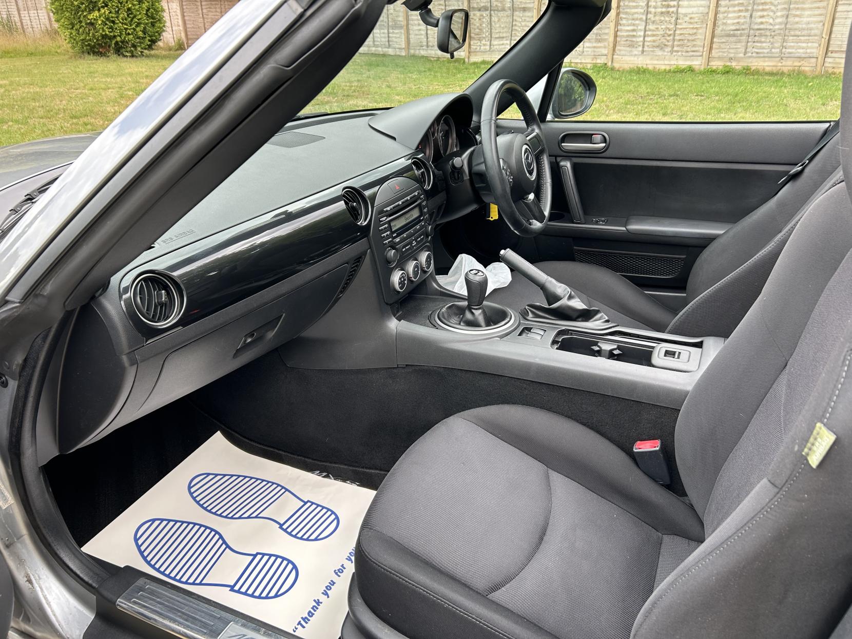 Mazda MX-5 1.8i SE Convertible 2dr Petrol Manual Euro 5 (126 ps)