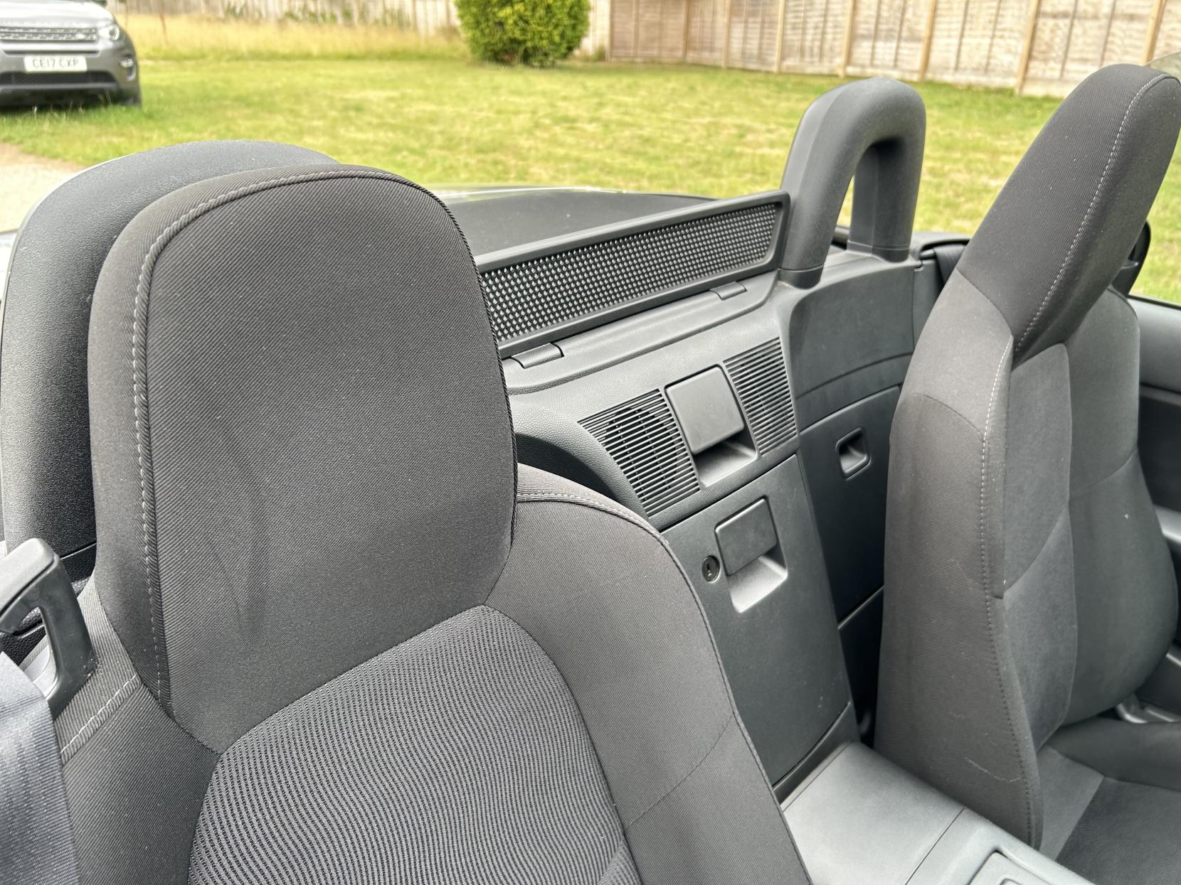 Mazda MX-5 1.8i SE Convertible 2dr Petrol Manual Euro 5 (126 ps)