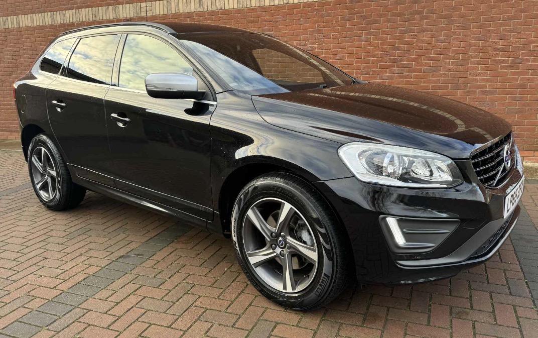 Volvo XC60 2.4 D5 R-Design Nav SUV 5dr Diesel Auto AWD Euro 6 (s/s) (220 ps)