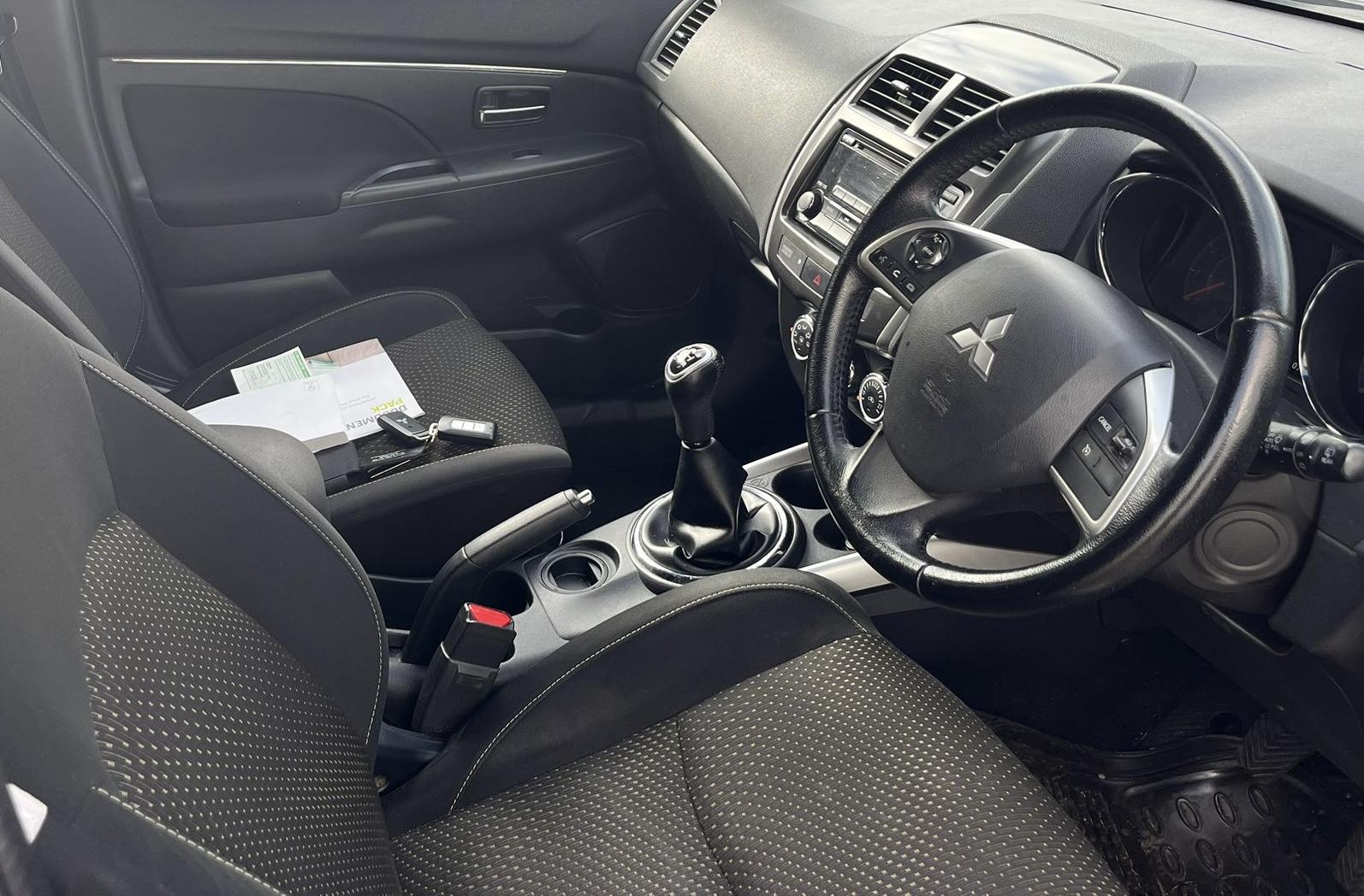 Mitsubishi ASX 1.6 3 SUV 5dr Petrol Manual Euro 5 (117 ps)