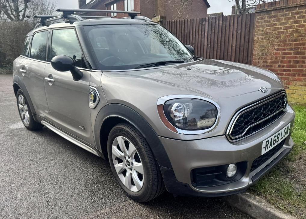 MINI Countryman 1.5 7.6kWh GPF Cooper SE SUV 5dr Petrol Plug-in Hybrid Auto ALL4 Euro 6 (s/s) (224 ps)