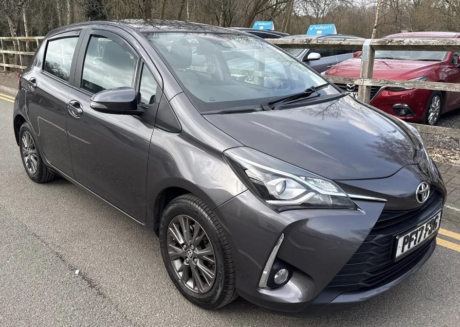 Toyota Yaris 1.5 VVT-i Icon Hatchback 5dr Petrol Manual Euro 6 (111 ps)