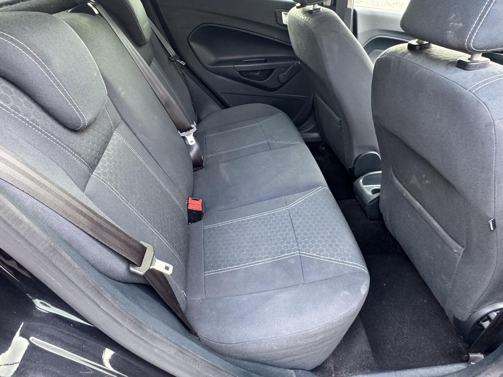 Ford Fiesta 1.25 Zetec Hatchback 5dr Petrol Manual Euro 5 (82 ps)