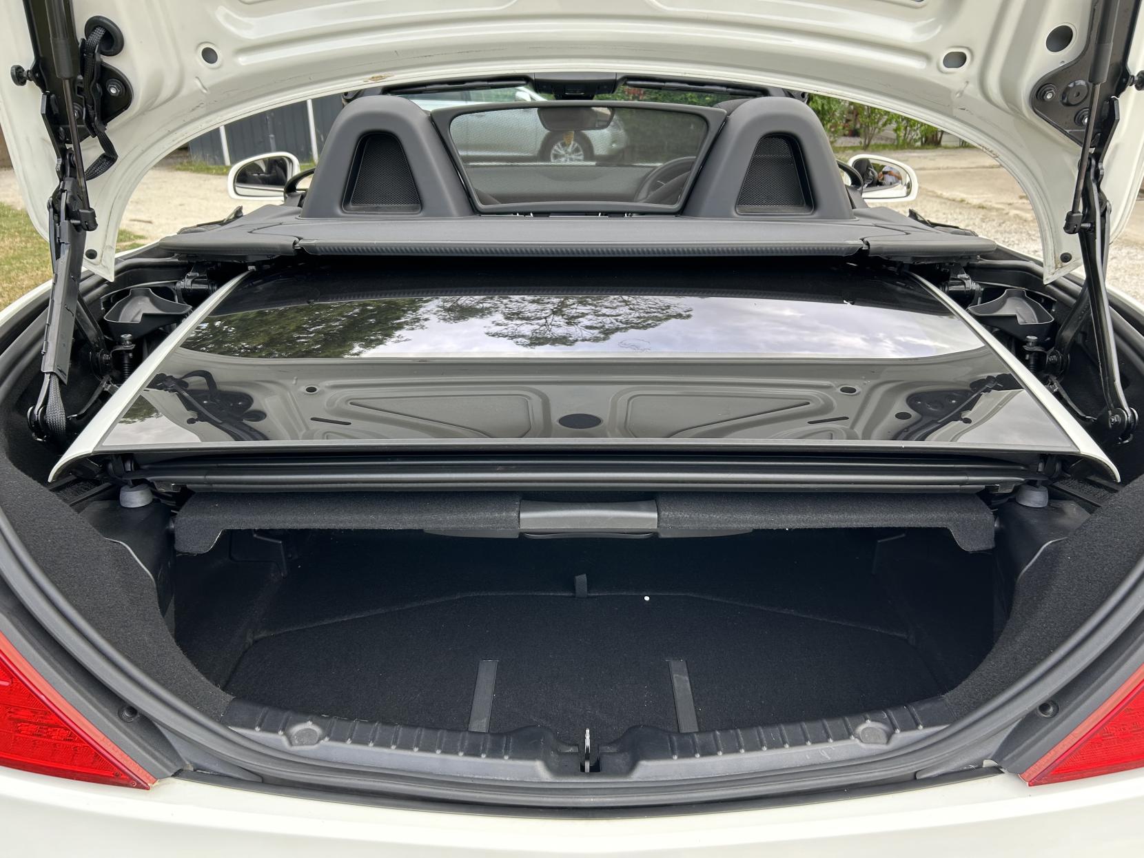 Mercedes-Benz SLK 1.8 SLK200 BlueEfficiency Convertible 2dr Petrol G-Tronic+ Euro 5 (s/s) (184 ps)