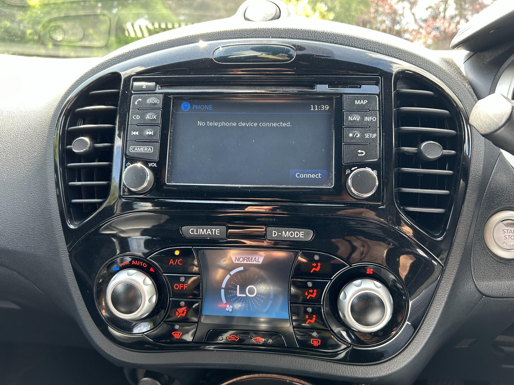 Nissan Juke 1.2 DIG-T Tekna SUV 5dr Petrol Manual Euro 6 (s/s) (115 ps)