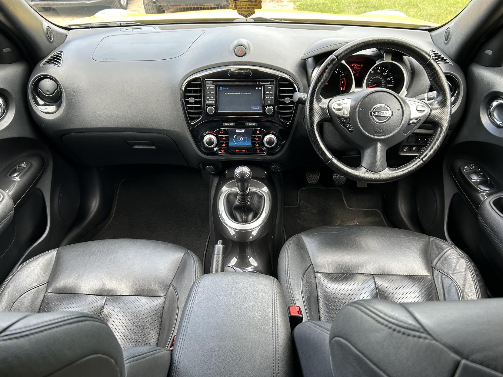 Nissan Juke 1.2 DIG-T Tekna SUV 5dr Petrol Manual Euro 6 (s/s) (115 ps)